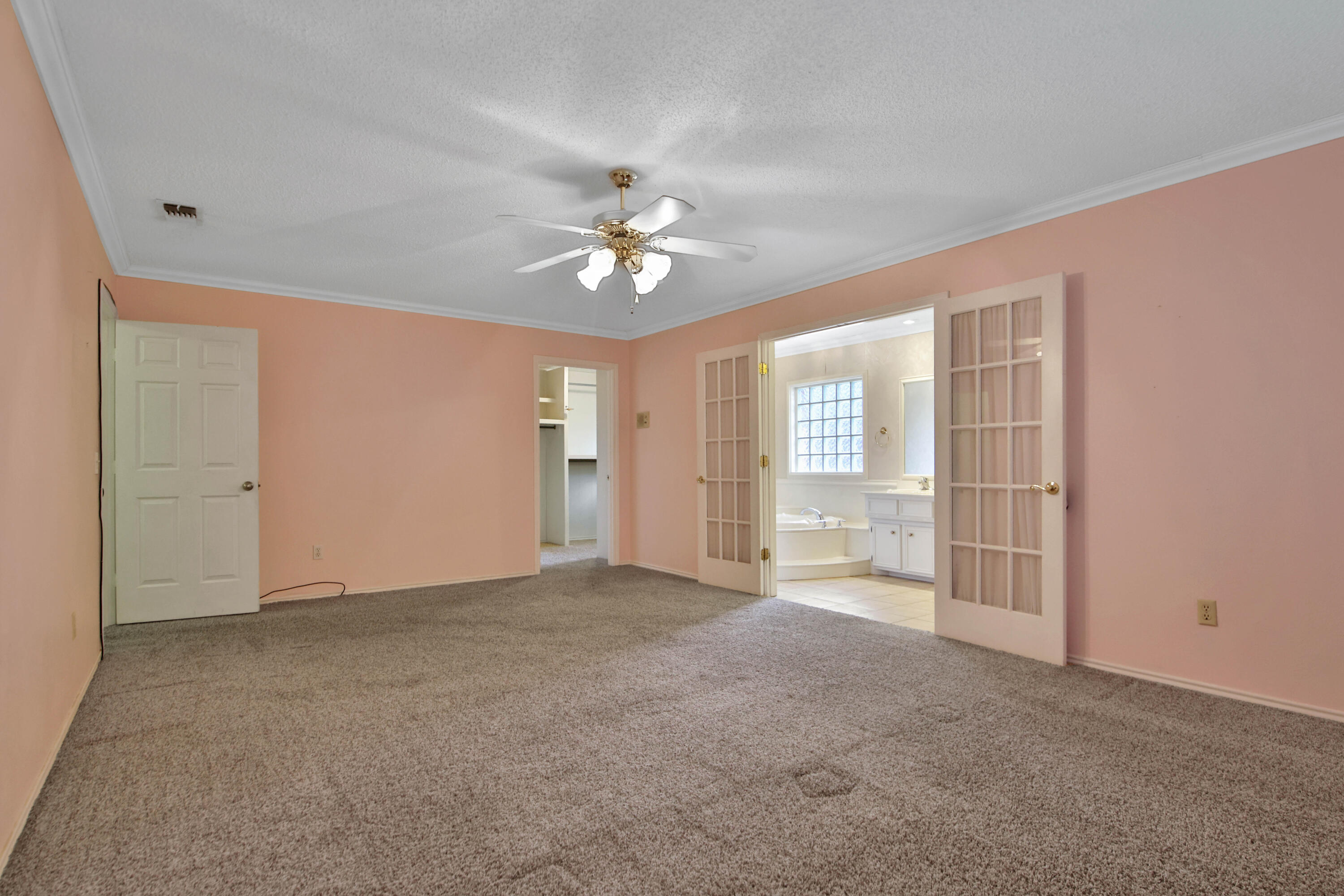 5423 78th Street Lubbock, TX 79424 - Photo 13 of 42 Primary Bedroom