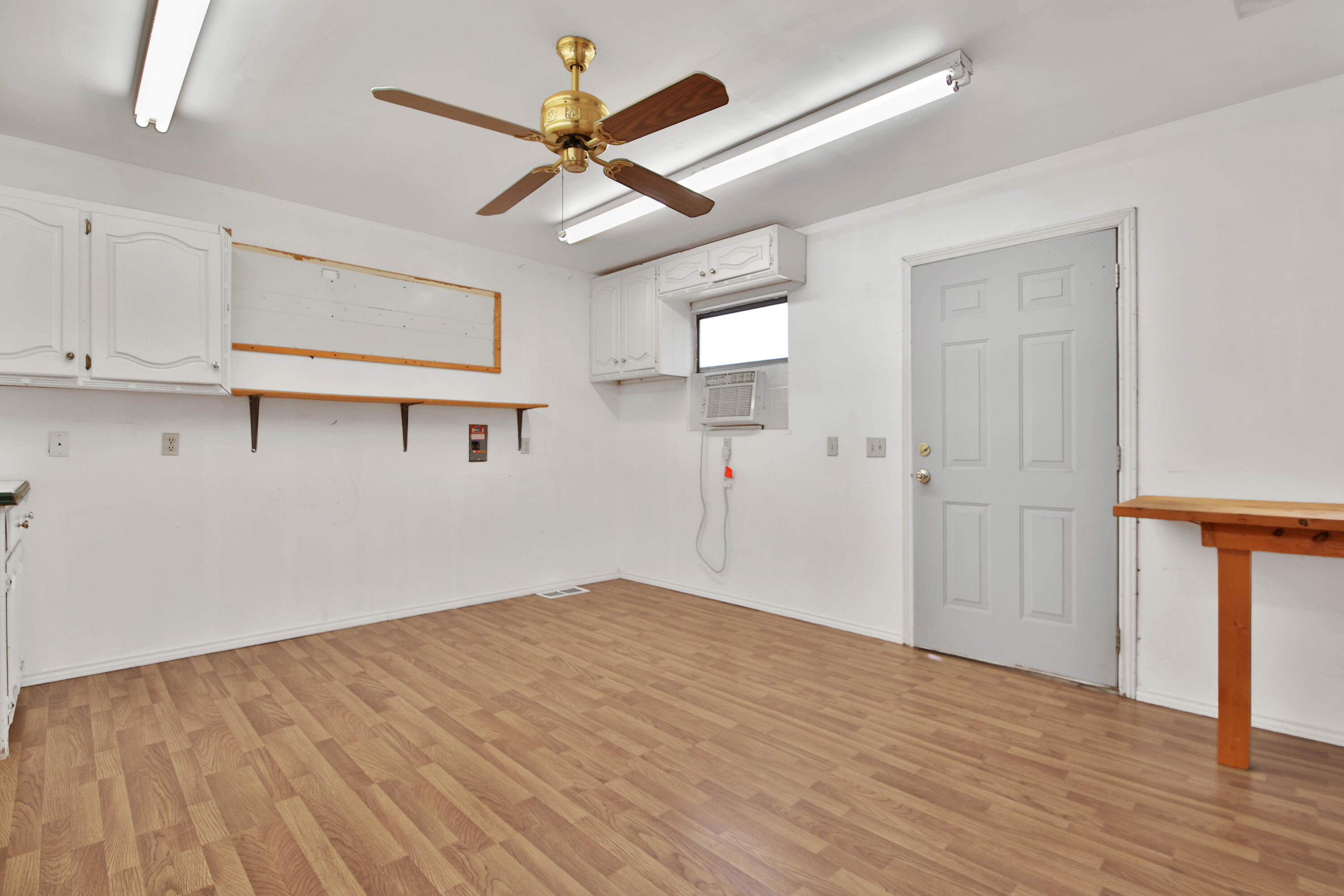 5423 78th Street Lubbock, TX 79424 - Photo 41 of 42 Shop/Storage Shed