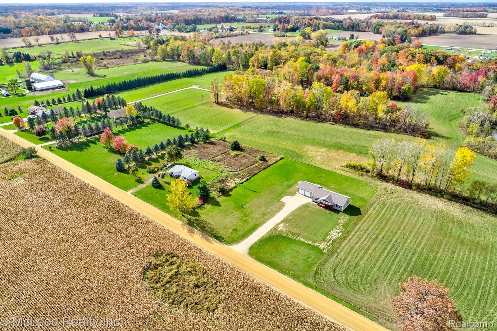 9564 McPherson Road Millington, MI 48746 - Photo 40 of 48 9564 McPherson Millington-40.jpg
