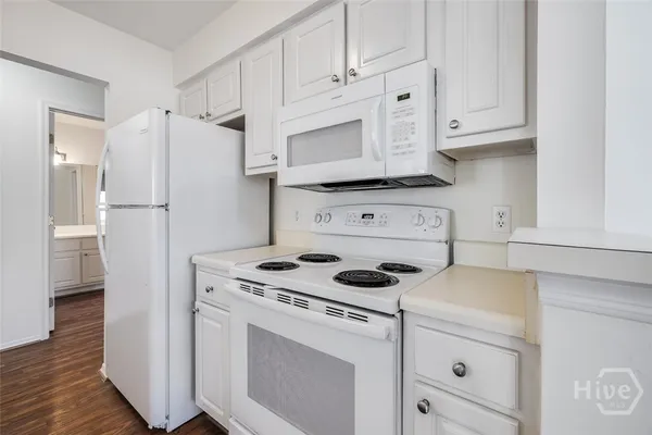 $213,000 | 12300 Apache Avenue, Unit 704, Savannah, GA 31419