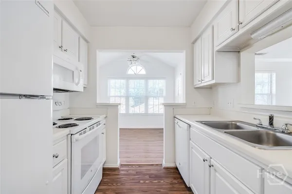 $213,000 | 12300 Apache Avenue, Unit 704, Savannah, GA 31419