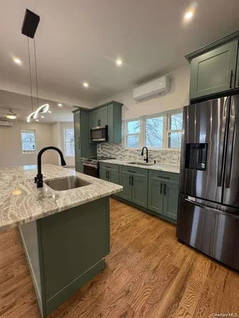 $2,300 | 45 Clinton Avenue, Unit 1, Monticello, NY 12701
