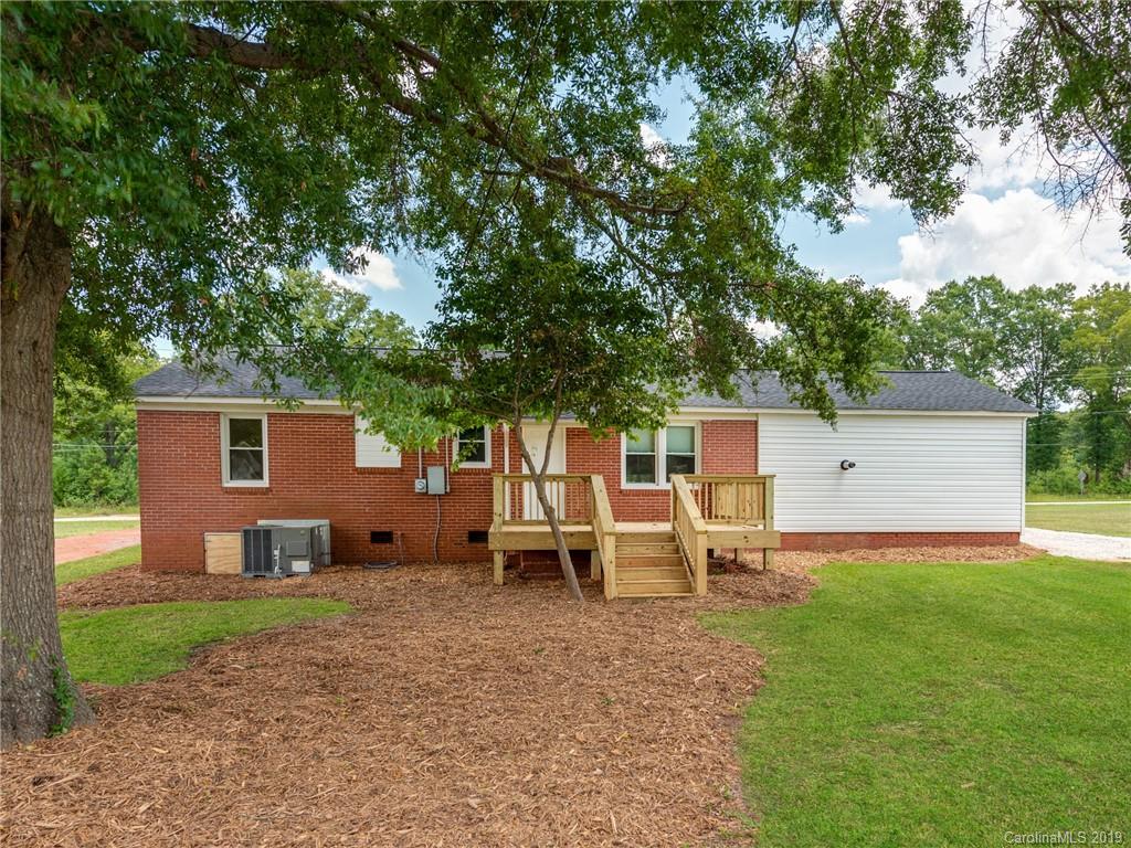1084 Memorial Park Road Lancaster, SC 29720 - Photo 24 of 24 front view of a house with a yard