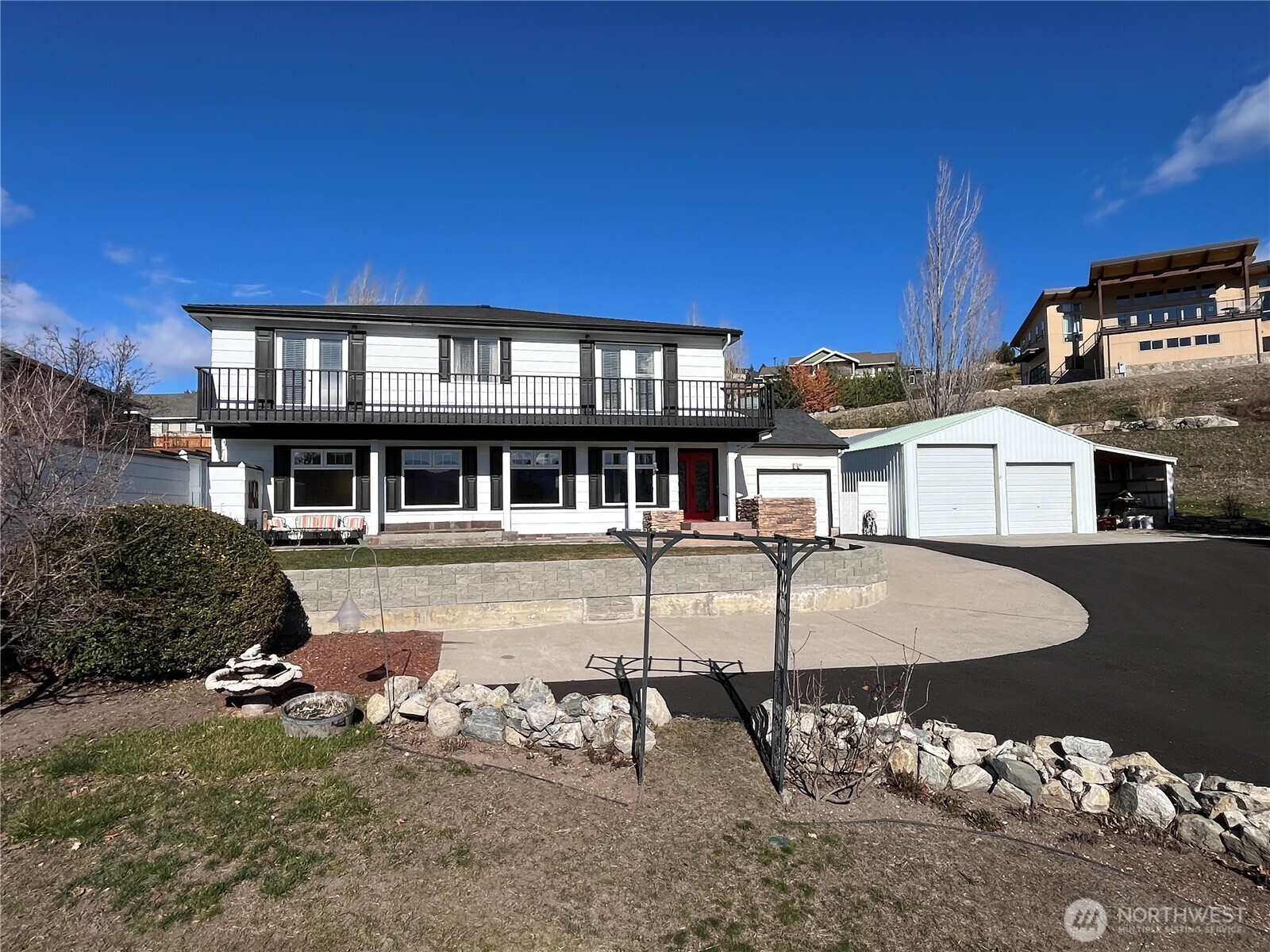 175 Green Avenue Manson, WA 98831 - Photo 3 of 40
