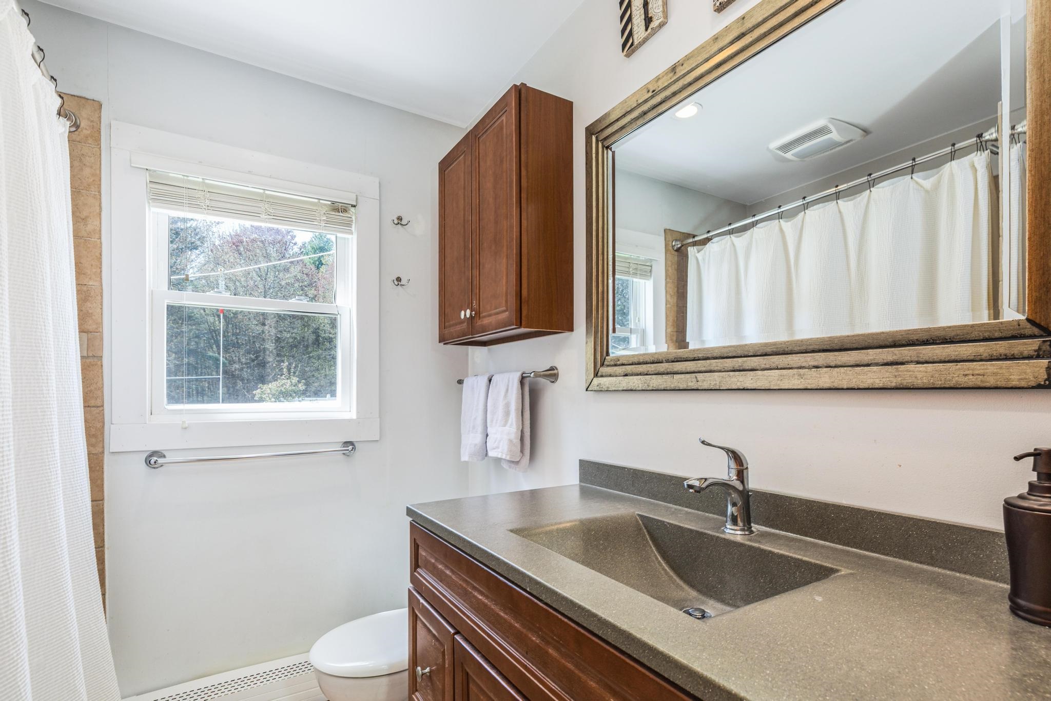 180 Post Road Greenland, NH 03840 - Photo 21 of 60 Gallery Image 21