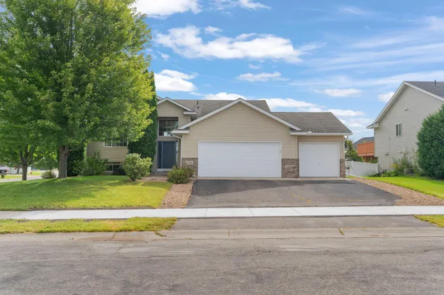 $365,000 | 4156 Jansen Avenue Northeast, St. Michael, MN 55376