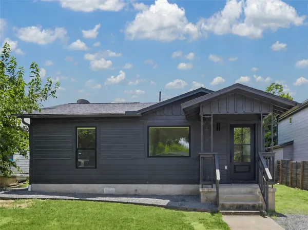 $2,750 | 3013 East 14th 1/2 Street, Austin, TX 78702
