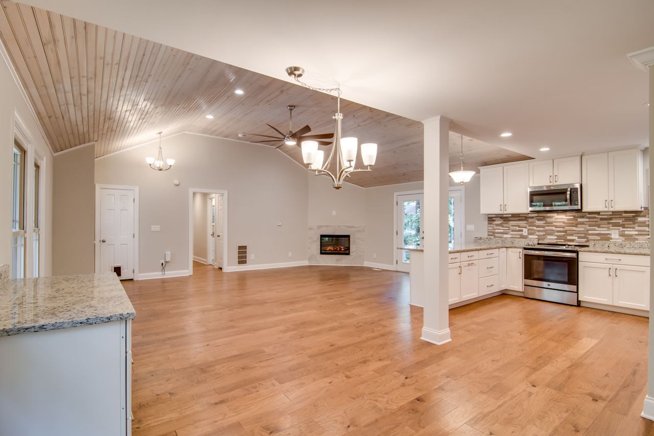 501 Merrie Road Raleigh, NC 27606 - Photo 17 of 28 Family Room