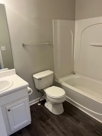 a view of utility room