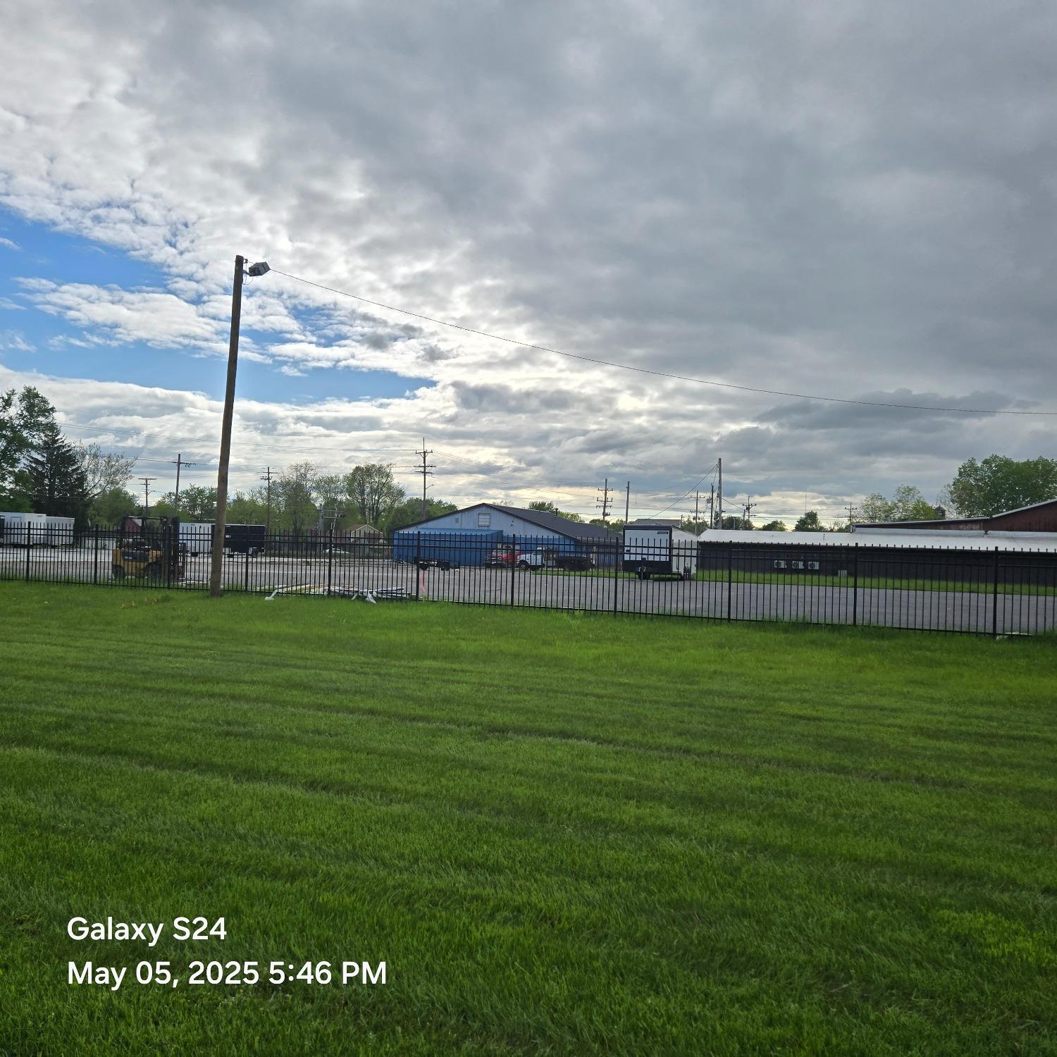 207 Maple Street Milan, IN 47031 - Photo 2 of 3