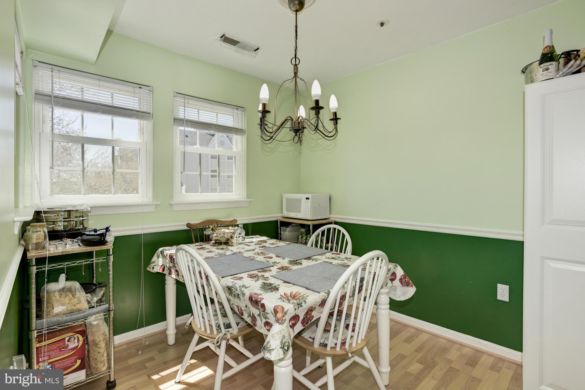 8382 Montgomery Run Road, Unit H Ellicott City, MD 21043 - Photo 14 of 28 Dining Room