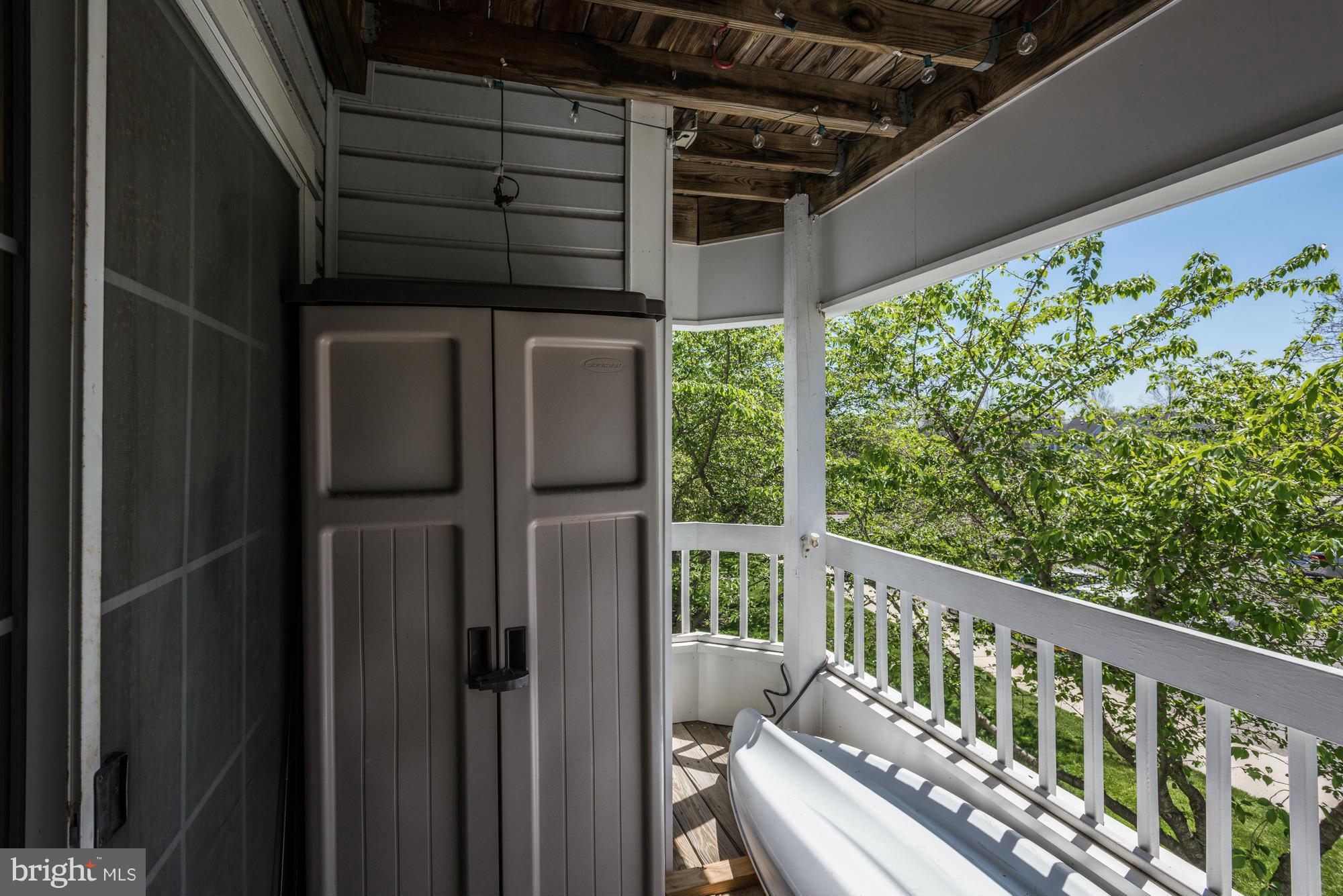 8382 Montgomery Run Road, Unit H Ellicott City, MD 21043 - Photo 23 of 28 Private Deck