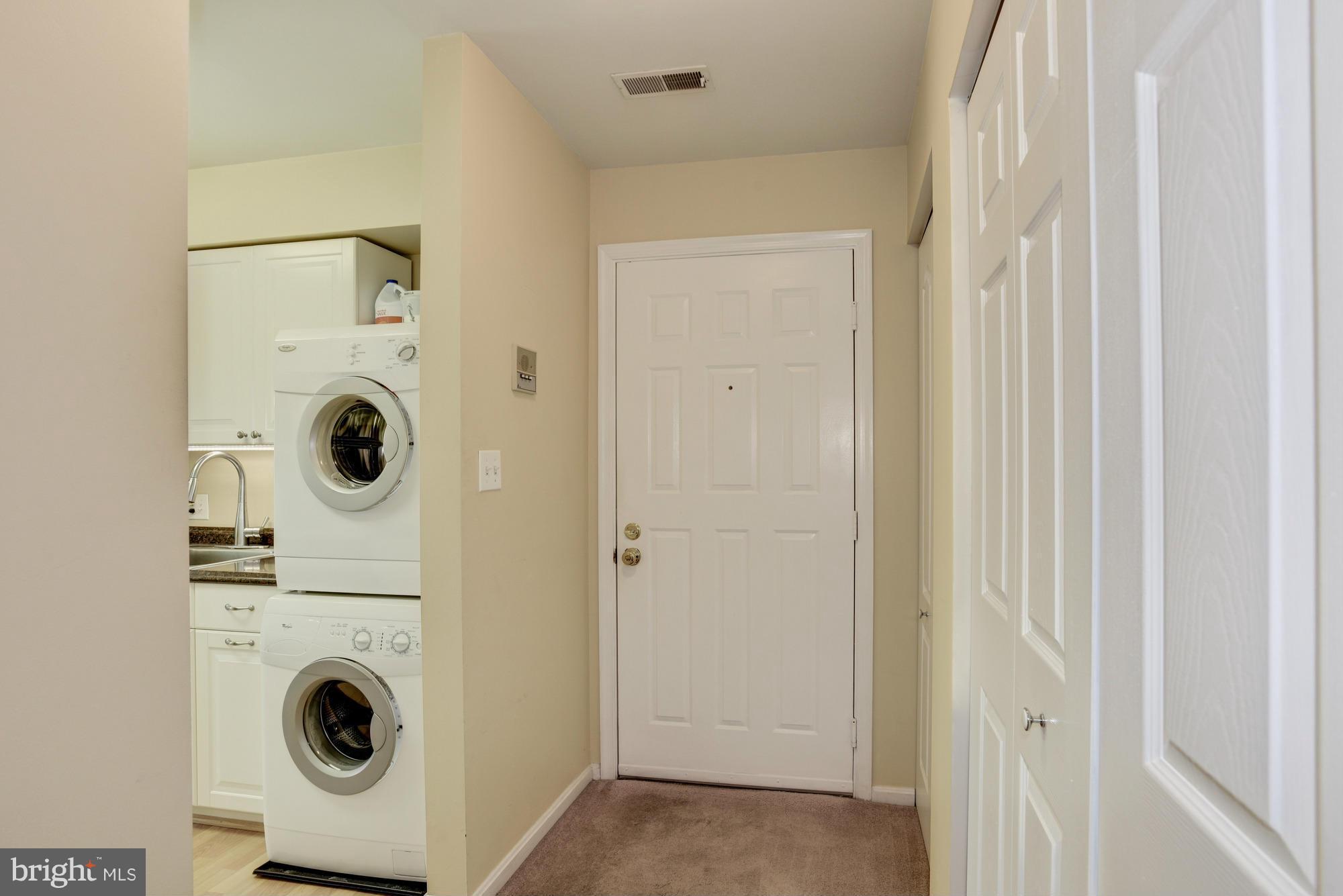 8382 Montgomery Run Road, Unit H Ellicott City, MD 21043 - Photo 4 of 28 Entrance & Washer/Dryer