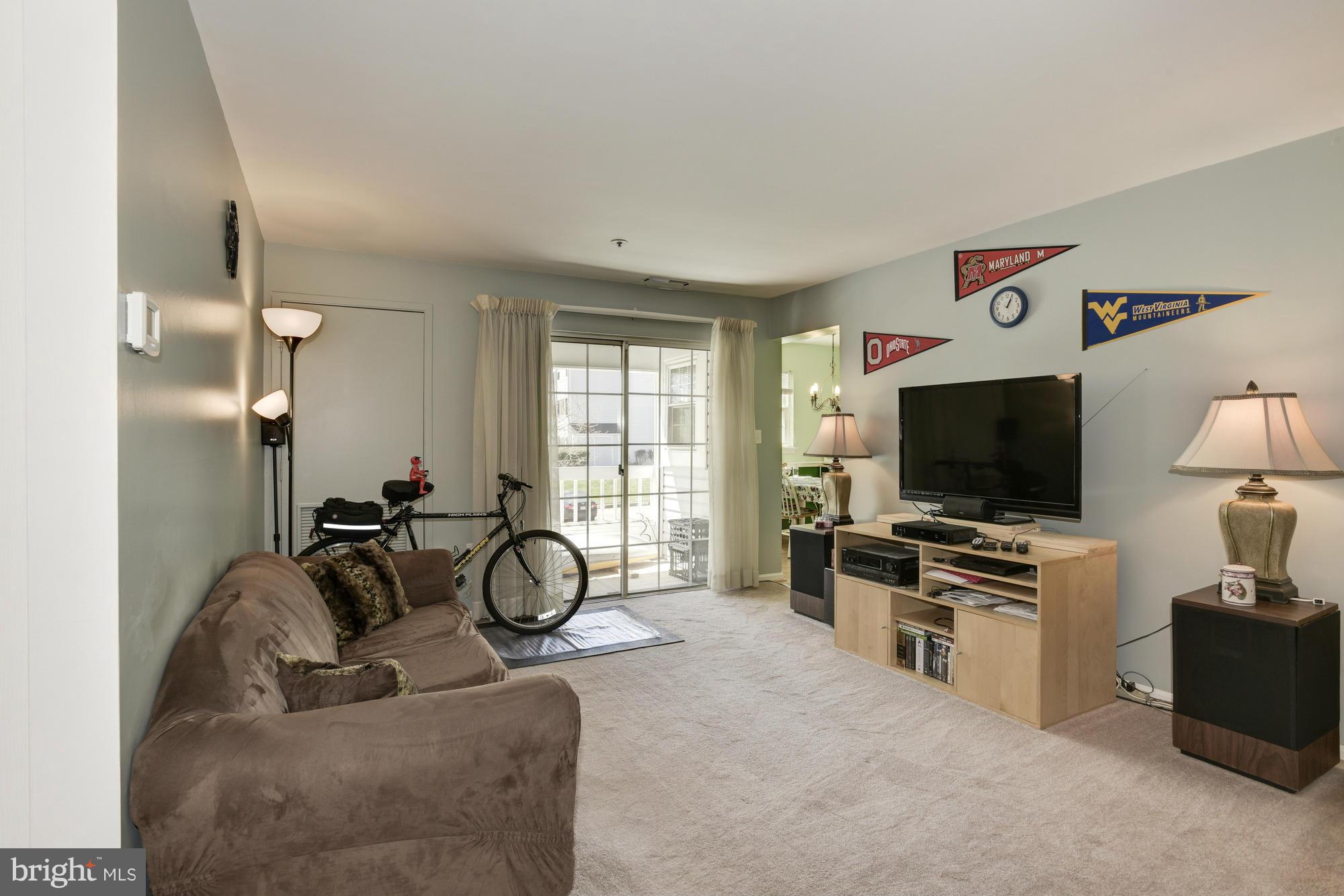8382 Montgomery Run Road, Unit H Ellicott City, MD 21043 - Photo 7 of 28 Family Room