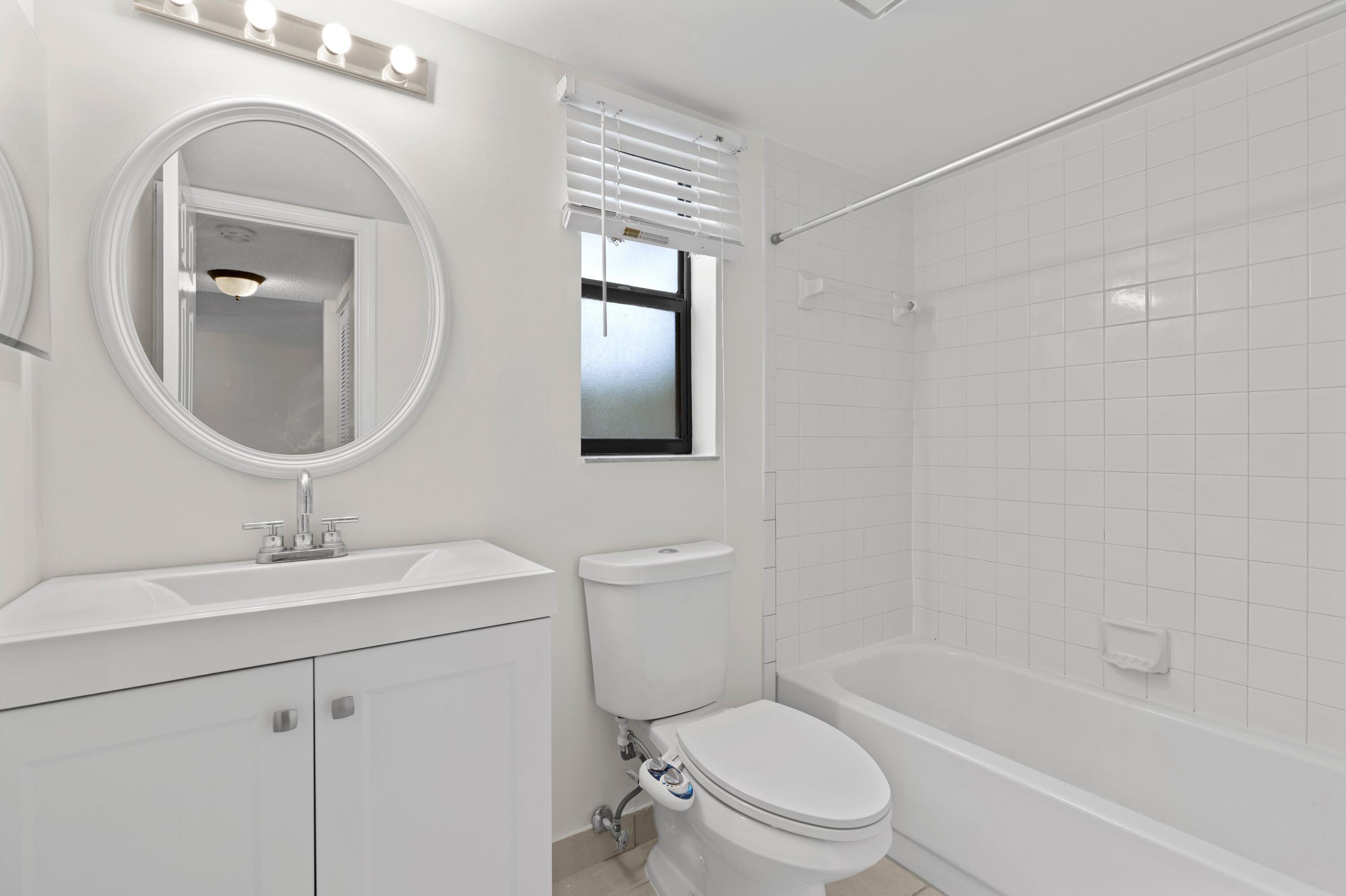 3129 Millwood Terrace, Unit 1380 Boca Raton, FL 33431 - Photo 13 of 29 Bathroom #2
