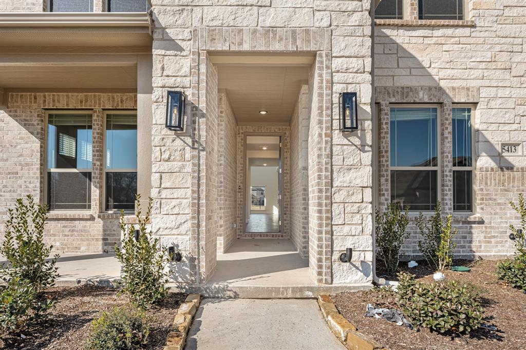 5413 Stone Lane Midlothian, TX 76065 - Photo 3 of 40