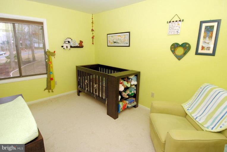 12367 Lima Lane Reston, VA 20191 - Photo 14 of 27 Bedroom #3