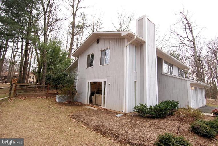 12367 Lima Lane Reston, VA 20191 - Photo 27 of 27 Exterior #4