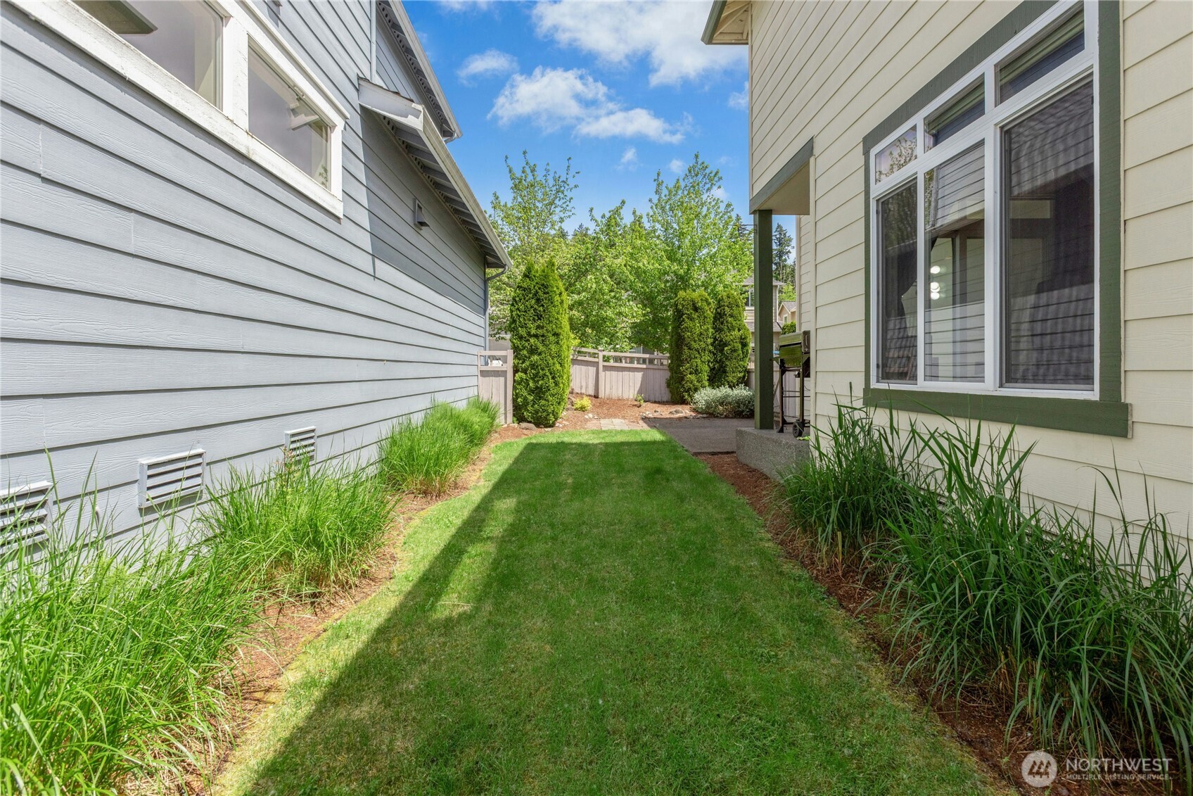 16918 Woodside Drive Southeast Renton, WA 98058 - Photo 30 of 32