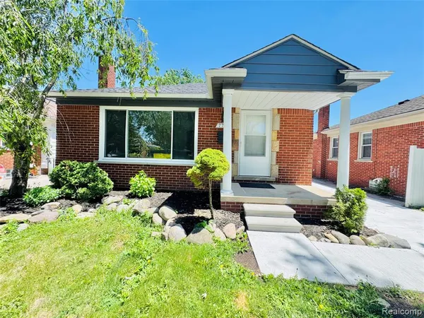 $239,900 | 7751 Cortland Avenue, Allen Park, MI 48101