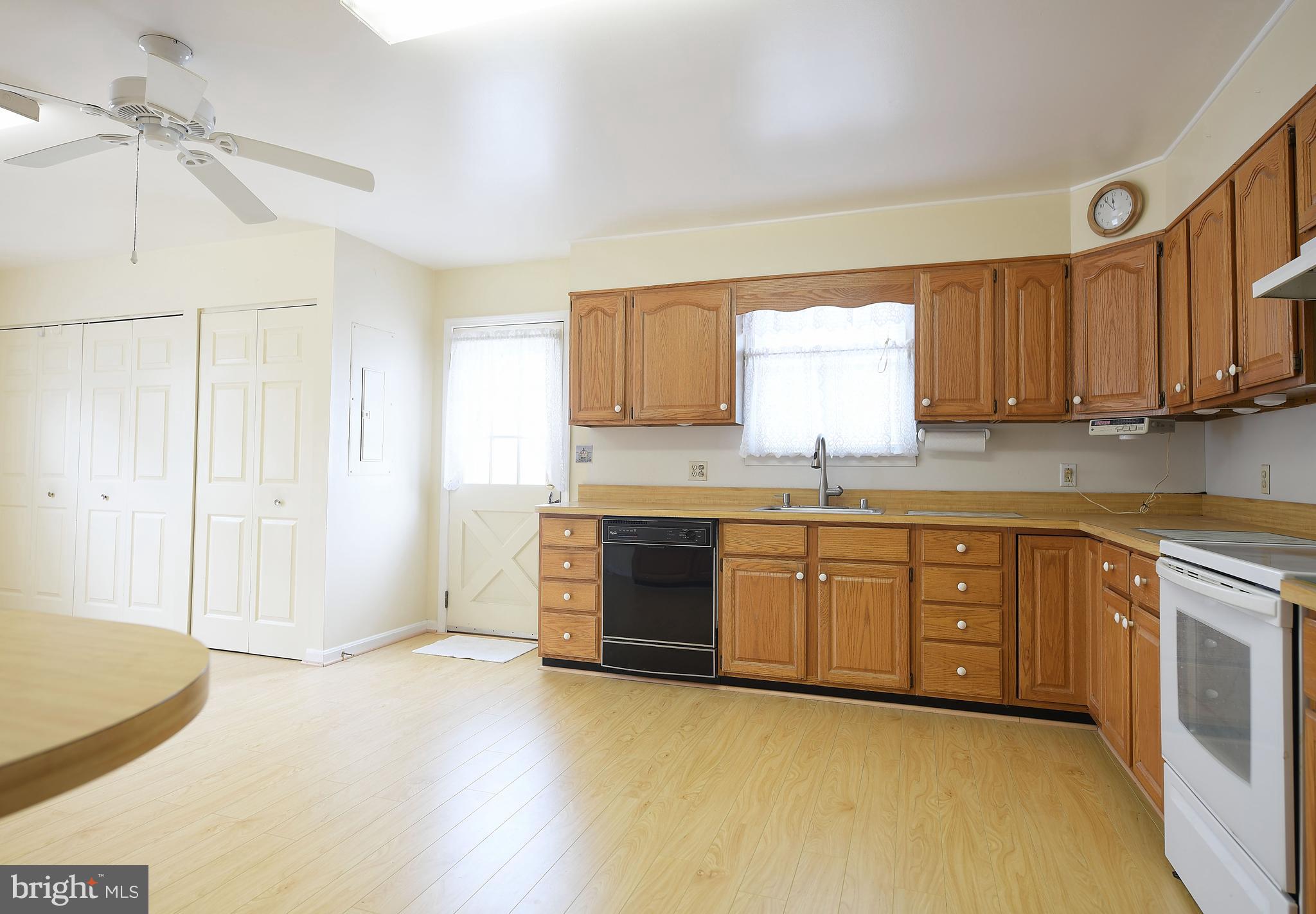 31 Cliffwood Road Baltimore, MD 21206 - Photo 7 of 33 Gallery Image 7