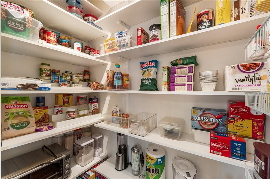 1219 Wheatley Drive Southwest Lilburn, GA 30047 - Photo 15 of 55