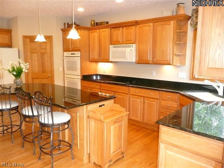 13426 Drake Road Strongsville, OH 44136 - Photo 16 of 25 Gallery Image 16