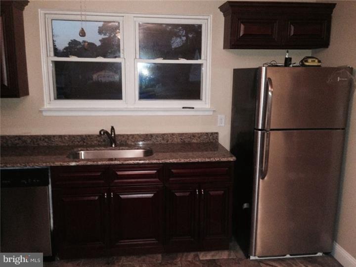 18 Ray Smith Road Sicklerville, NJ 08081 - Photo 5 of 7