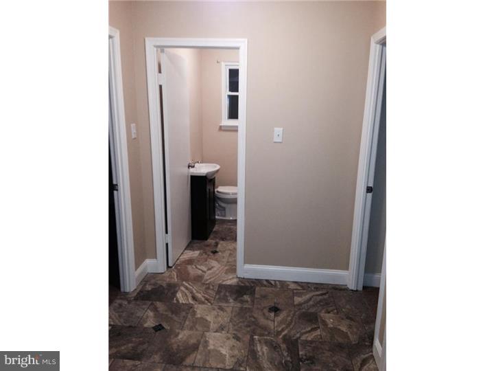 18 Ray Smith Road Sicklerville, NJ 08081 - Photo 6 of 7