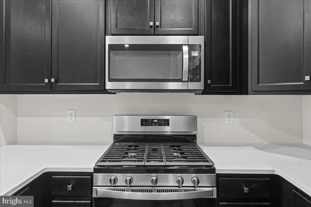 $2,900 | 38 Peregrine Way, Burlington, NJ 08016