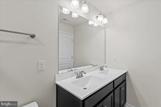 $2,900 | 38 Peregrine Way, Burlington, NJ 08016