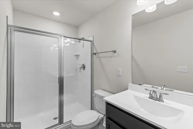 $2,900 | 38 Peregrine Way, Burlington, NJ 08016