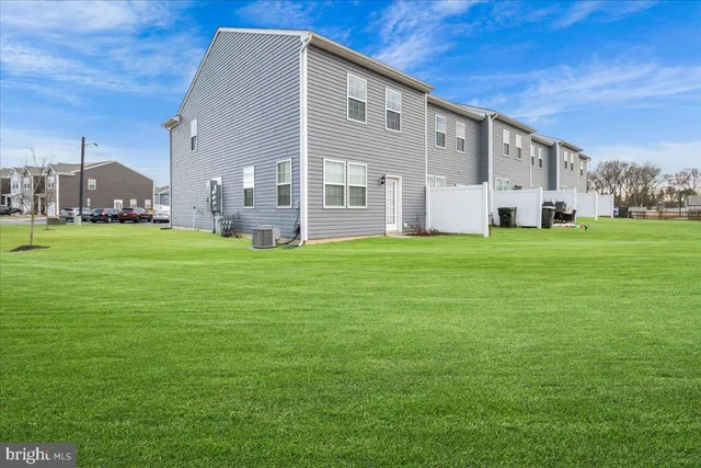 $2,900 | 38 Peregrine Way, Burlington, NJ 08016