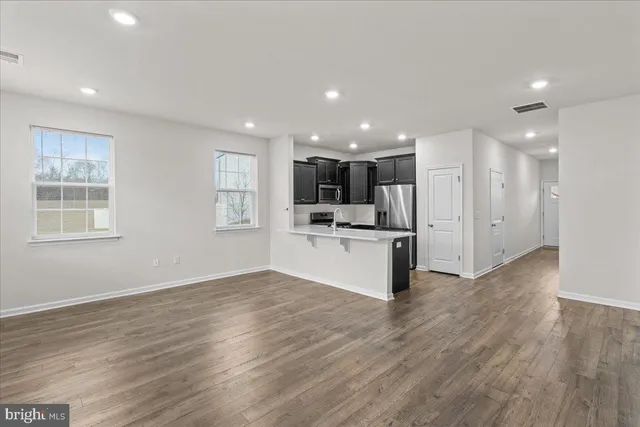 $2,900 | 38 Peregrine Way, Burlington, NJ 08016