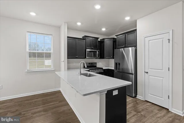 $2,900 | 38 Peregrine Way, Burlington, NJ 08016