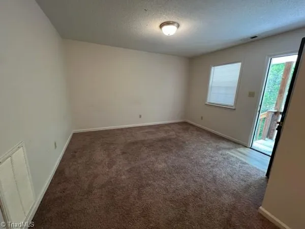 $875 | 220 Pitts Street, Unit F, Kernersville, NC 27284