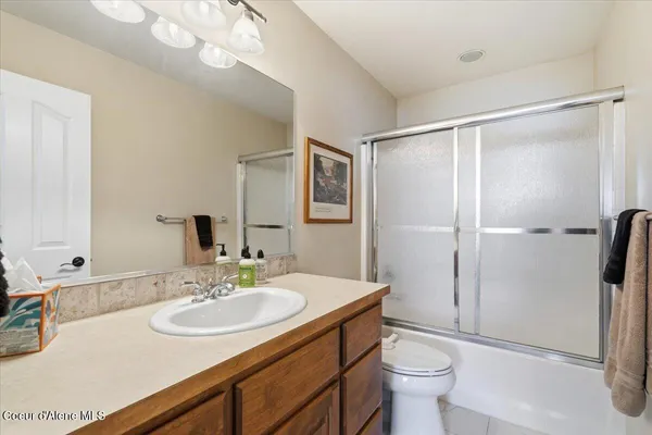 $669,000 | 2472 West Warwick Court, Hayden, ID 83835