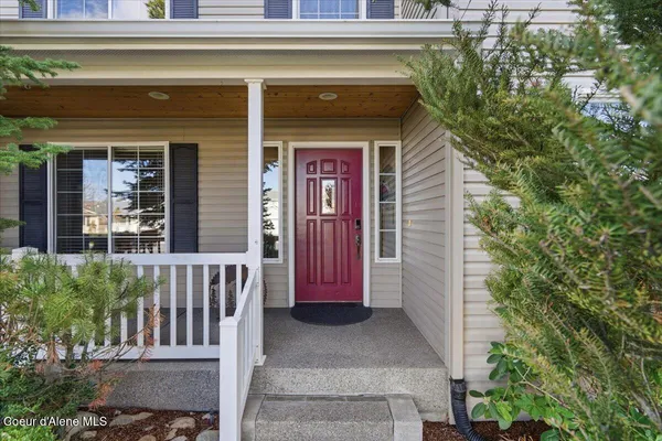 $669,000 | 2472 West Warwick Court, Hayden, ID 83835