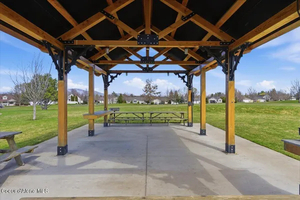 $669,000 | 2472 West Warwick Court, Hayden, ID 83835