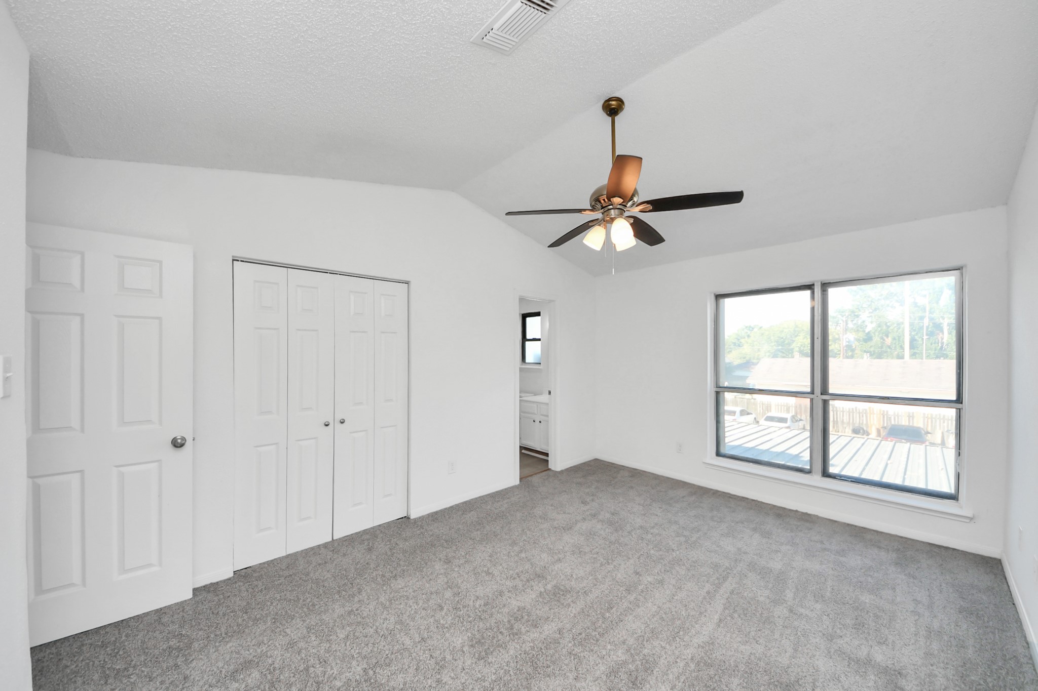 12500 Brookglade Circle, Unit 176 Houston, TX 77099 - Photo 18 of 25 a view of room with a ceiling fan