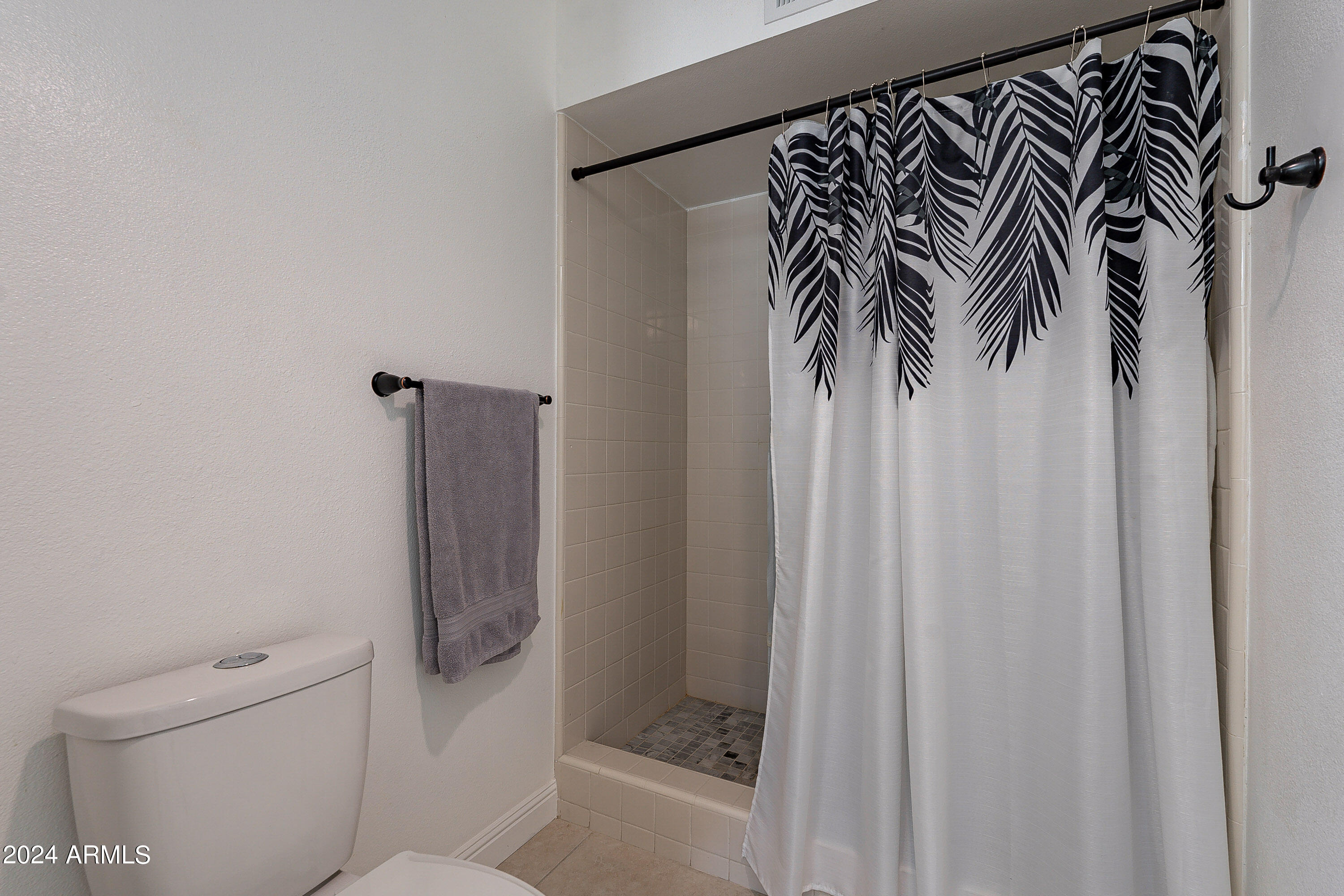 520 South Greenfield Road, Unit 2 Mesa, AZ 85206 - Photo 32 of 46 .