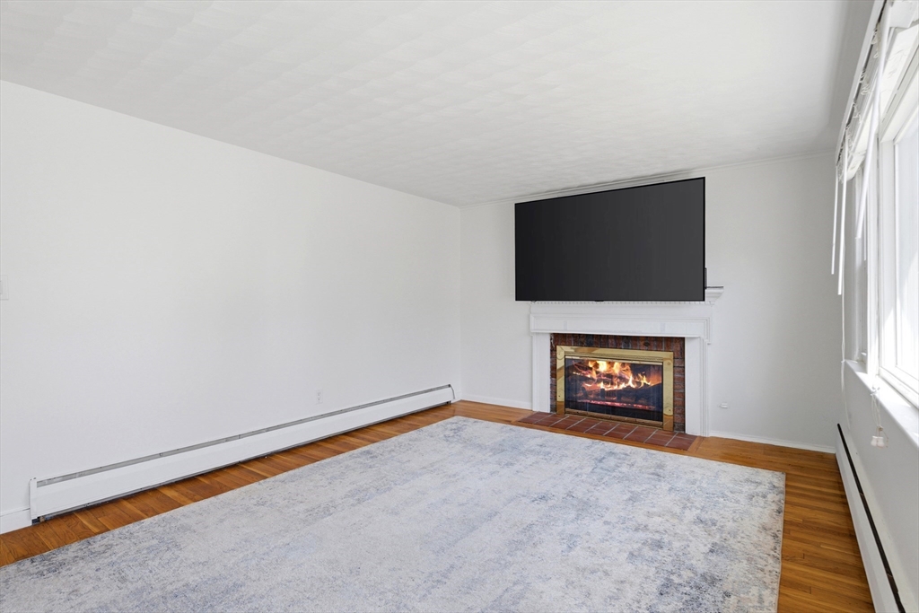 11 Cannon Rock Road Lynn, MA 01904 - Photo 3 of 29