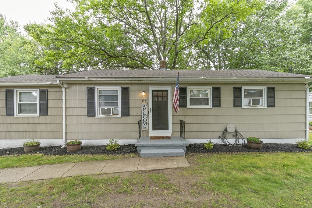 148 Regal Street Springfield, MA 01118 - Photo 2 of 18