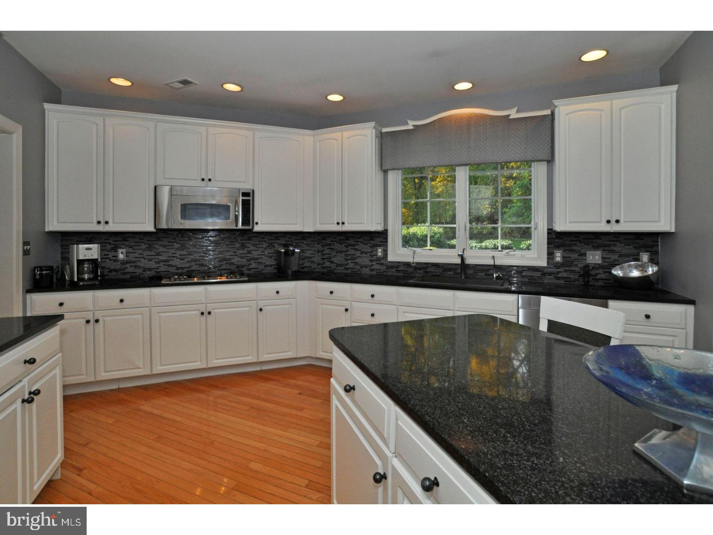 4651 Dickinson Way Doylestown, PA 18902 - Photo 9 of 25