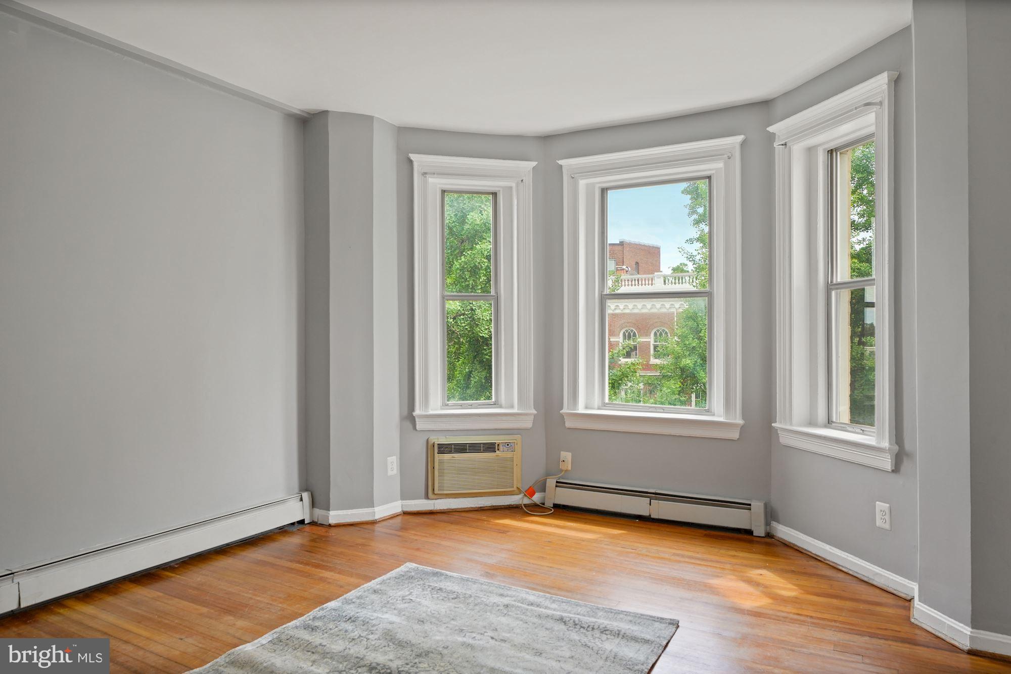 1831 Belmont Road Northwest, Unit 401 Washington, DC 20009 - Photo 11 of 29 Gallery Image 11