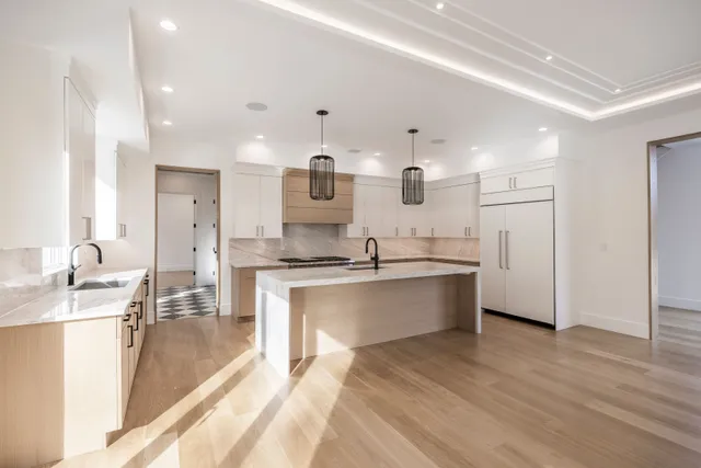 $5,495,000 | 35 Sunset Drive, Sag Harbor, NY 11963