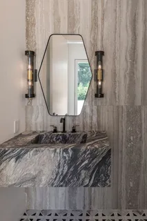 $5,495,000 | 35 Sunset Drive, Sag Harbor, NY 11963