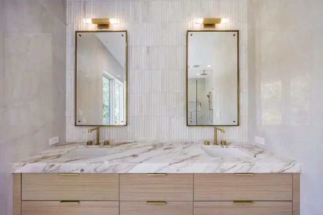 $5,495,000 | 35 Sunset Drive, Sag Harbor, NY 11963