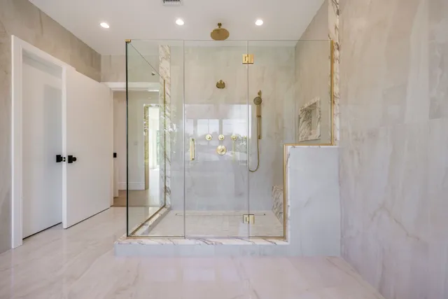 $5,495,000 | 35 Sunset Drive, Sag Harbor, NY 11963