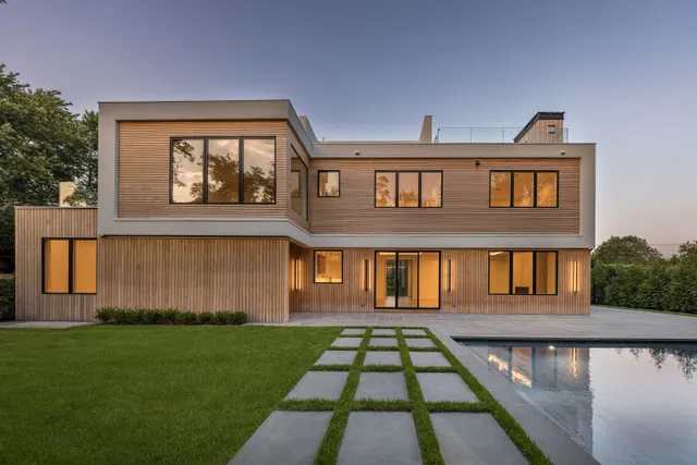 $5,495,000 | 35 Sunset Drive, Sag Harbor, NY 11963